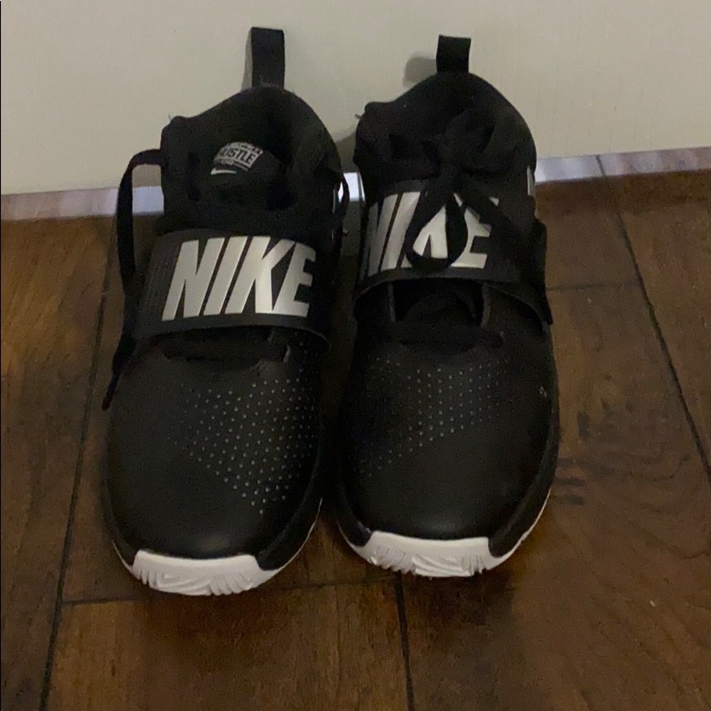 Youth shoes
